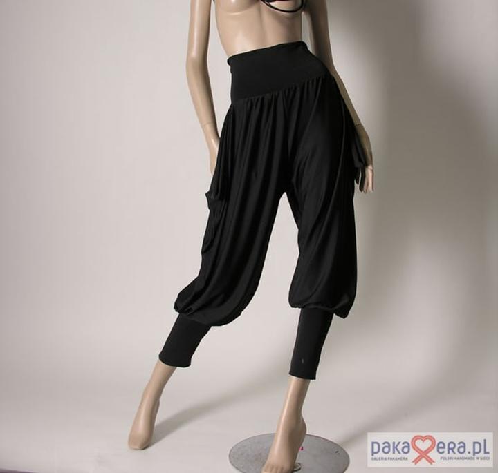 Materiały na spodnie pumpy