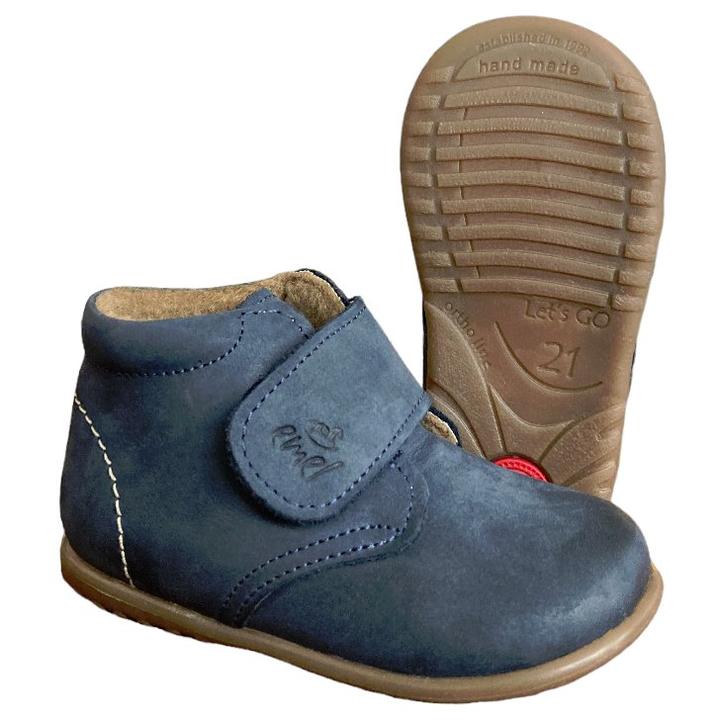 Dobór rozmiaru obuwia dziecięcego