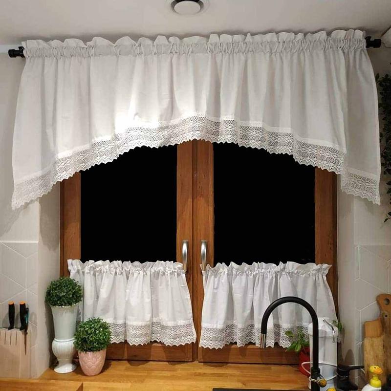 Szycie lambrekinu do kuchni