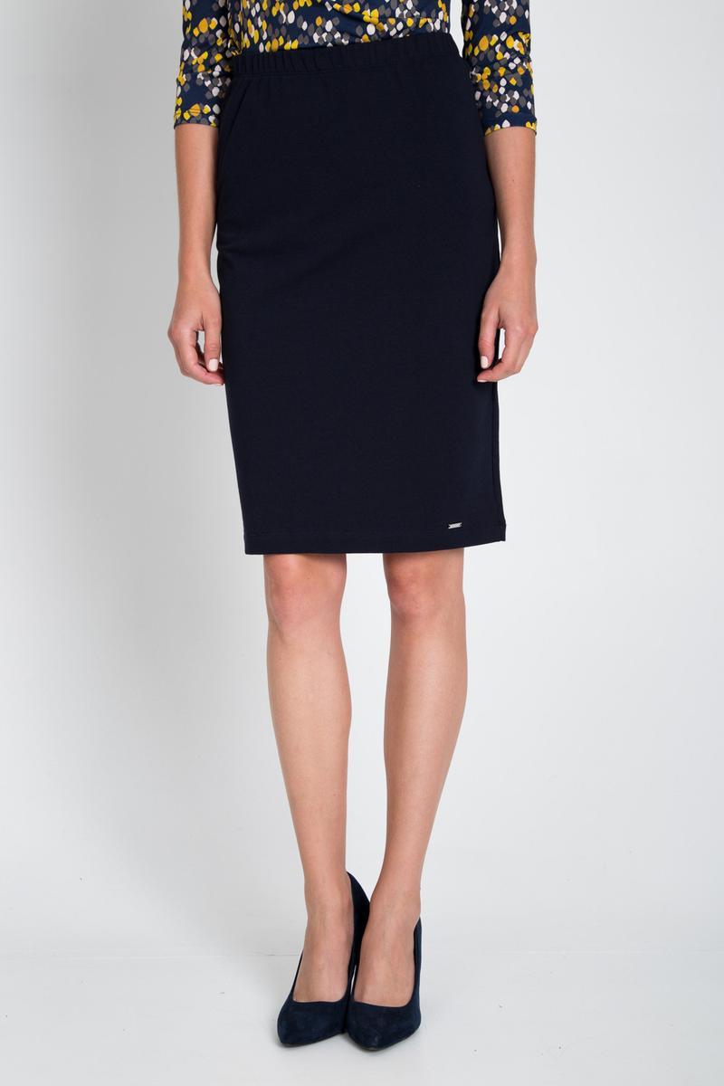 Wybór materiałów do szycia spódnicy