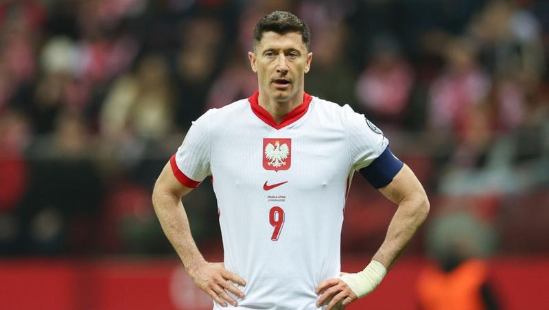 Jakie buty wybiera Robert Lewandowski? Sprawdzamy jego rozmiar!