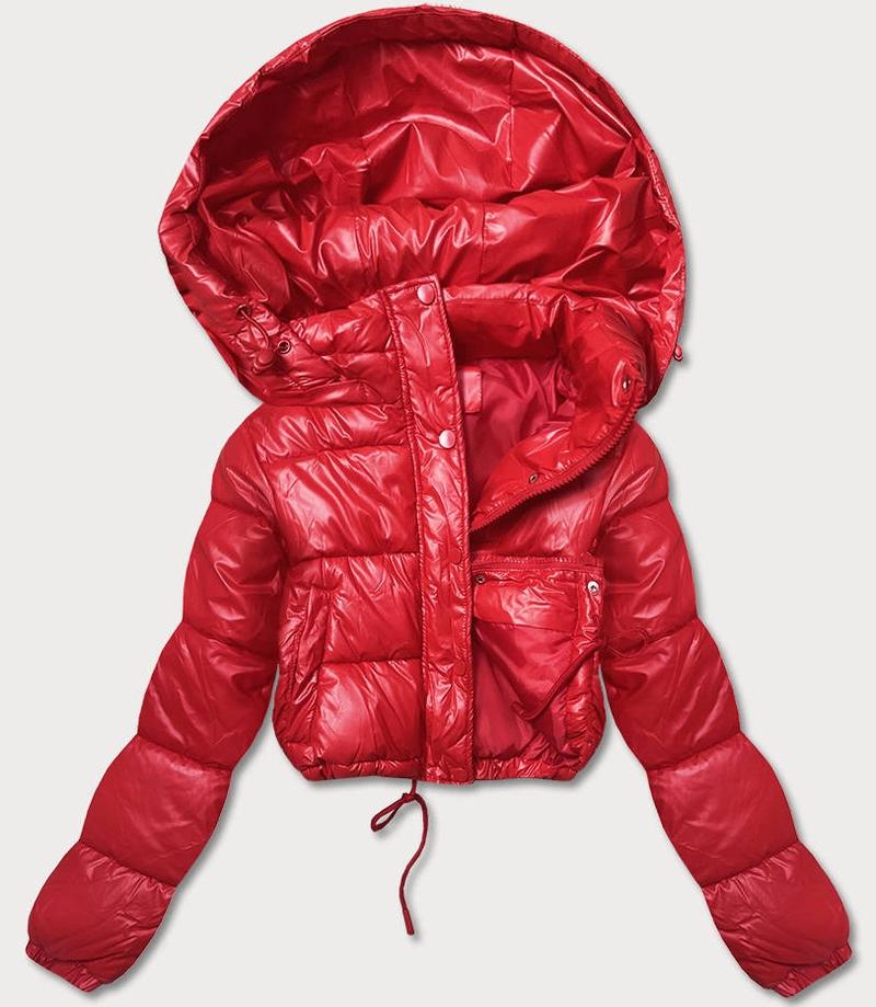 Buty do czerwonej kurtki