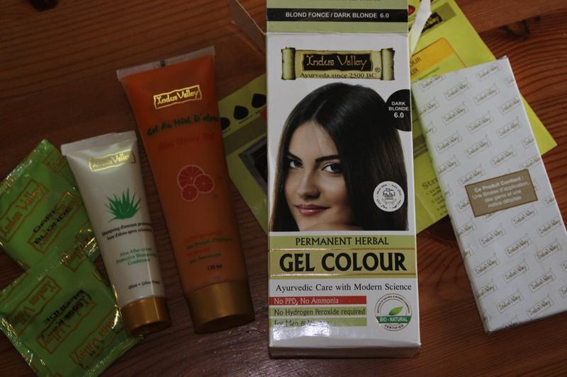 Naturalne farbowanie włosów na rudo