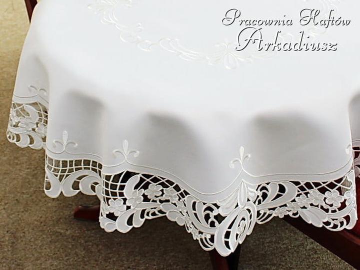 Wybór rozmiaru obrusu