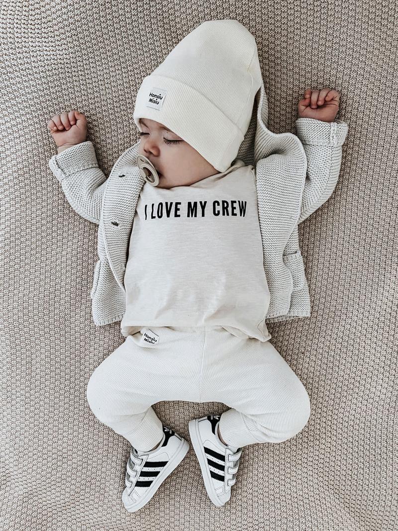 Wybór rozmiaru ubranek niemowlęcych