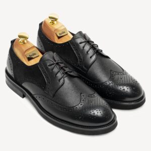 Stylowe połączenia: jakie buty pasują do chabrowego garnituru?