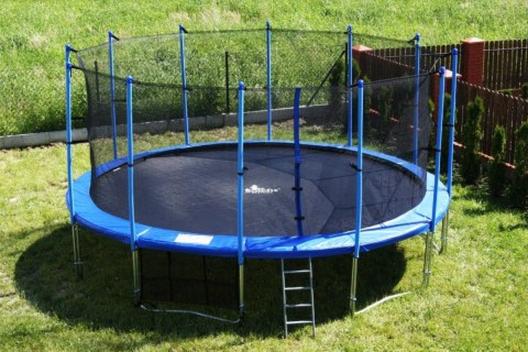 Mierzenie rozmiaru trampoliny