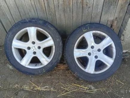 Jaki rozmiar opon do Peugeot 307 wybrać, aby zapewnić sobie komfort jazdy?